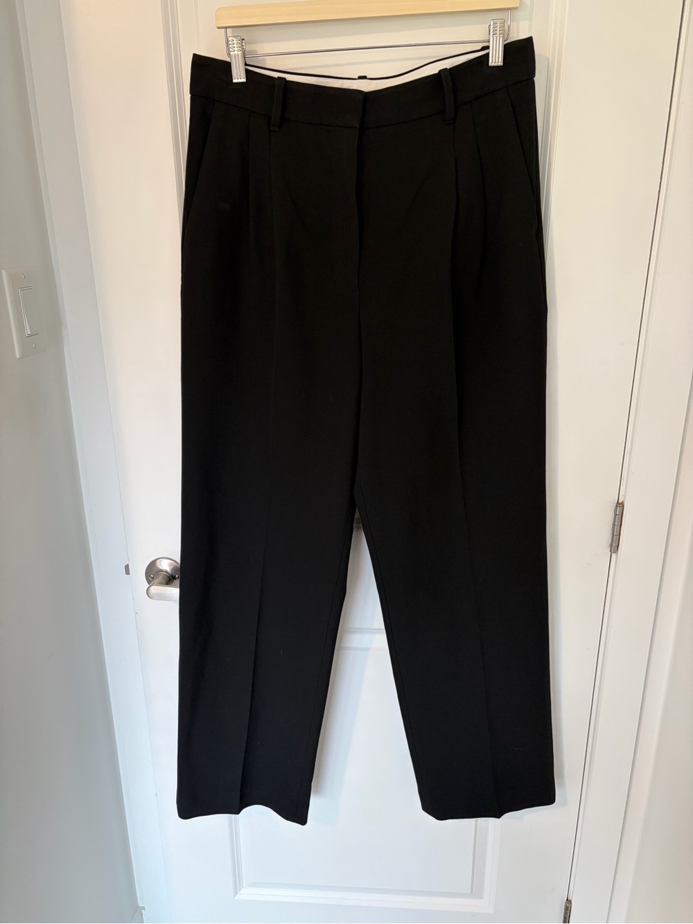 Aritzia Black Effortless Pants